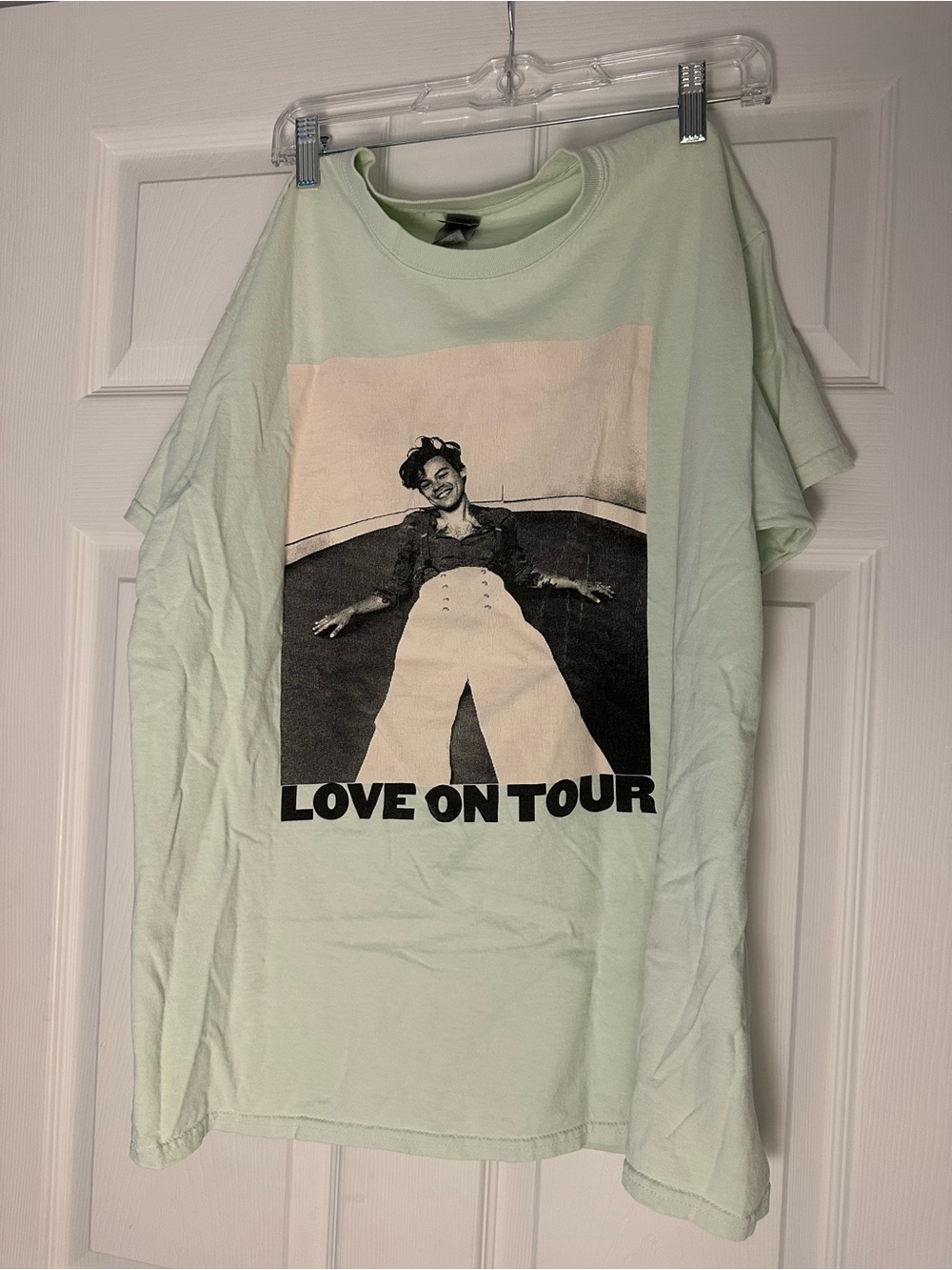 Harry Styles Gildan Light Mint Green "Love On Tour" Graphic Tee Size Large